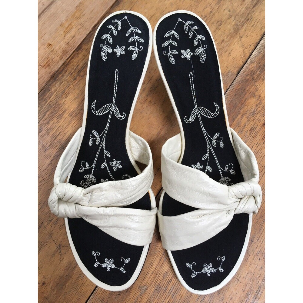 Spiegel Leather Strap Sandals in Cream Cameo & Black - New